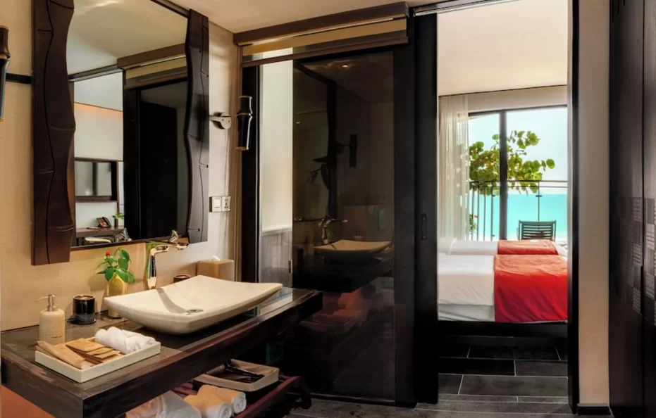 Signature Family Suite 2-Bedroom Sea View With Children Themed Room