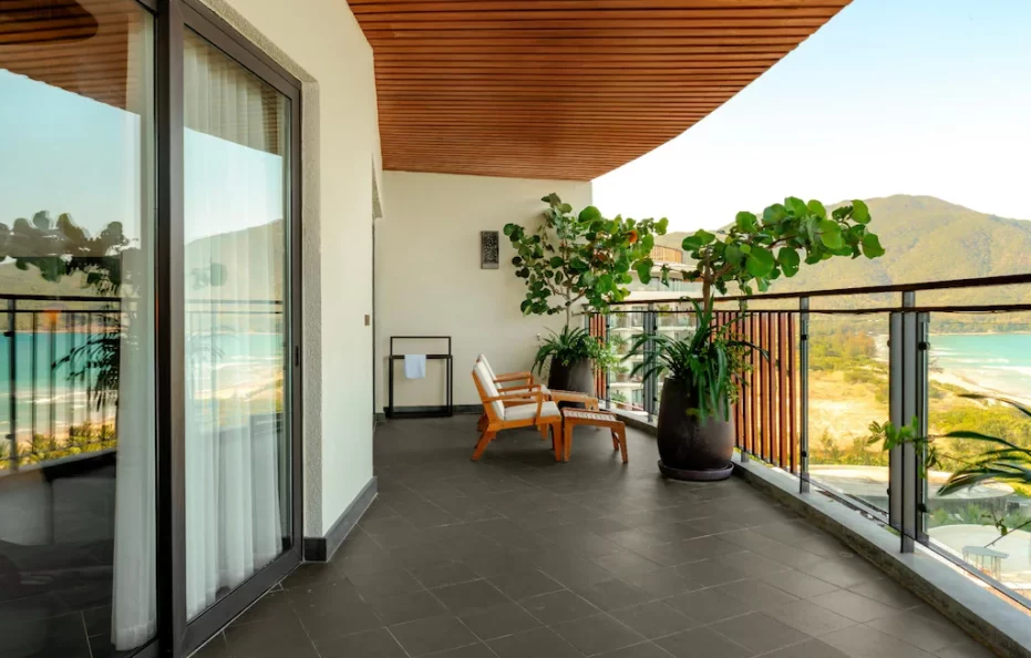 Executive Family Suite 2-Bedroom Sea View with Children Themed Room