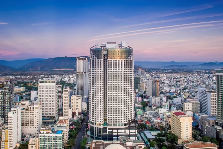 COMBO 3N2Đ EMPYREAN NHA TRANG 5 SAO | GÓI COMBO: ĂN SÁNG + XE KHỨ HỒI + LƯU TRÚ