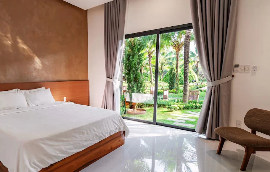 Breeze Room Garden View