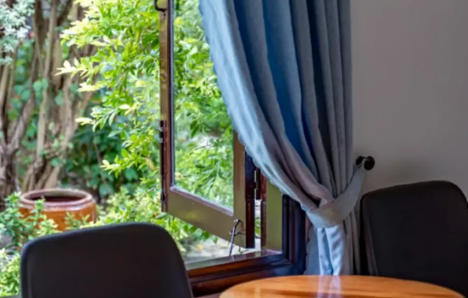 Family Room Garden View
