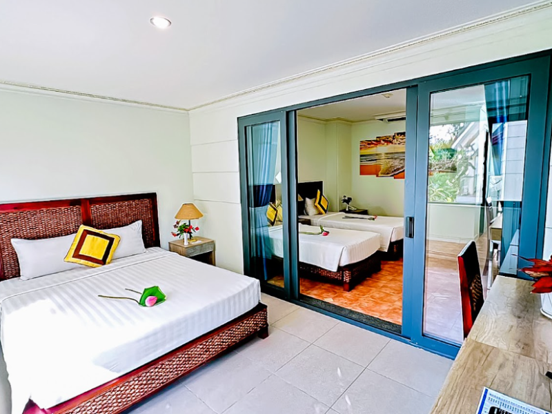 Family Lotus Suite