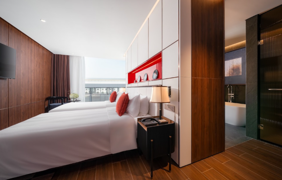 Gallery City View Double/Twin Room