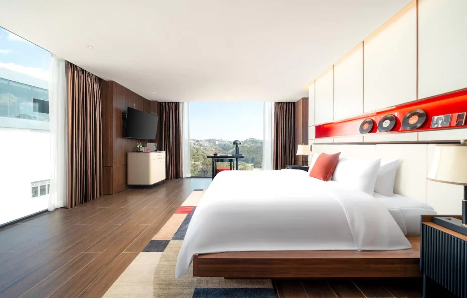 Signature Hill View