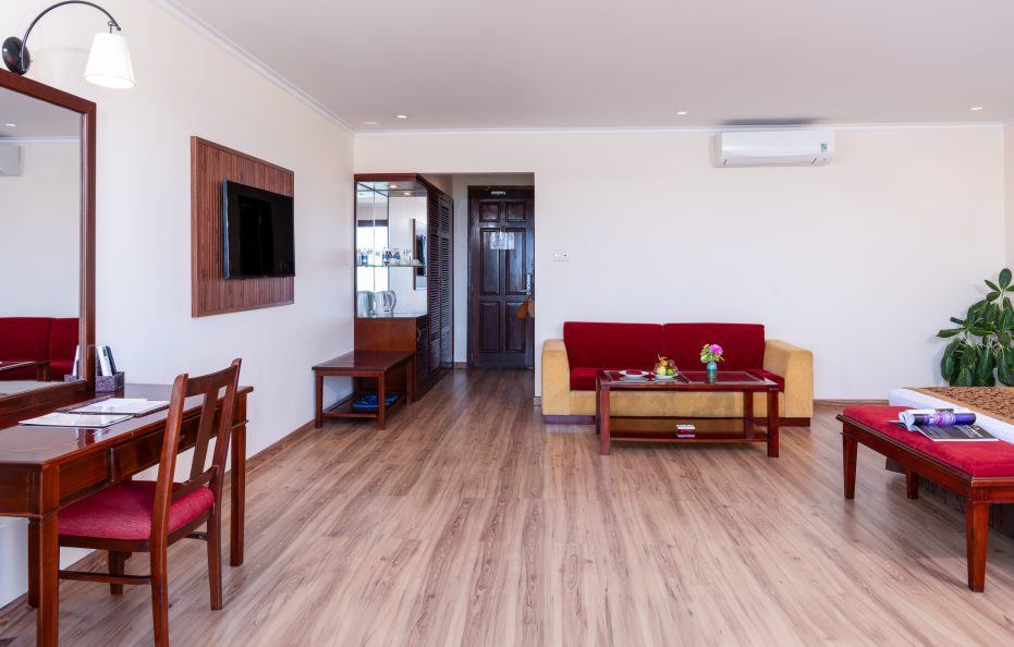 Deluxe Suite