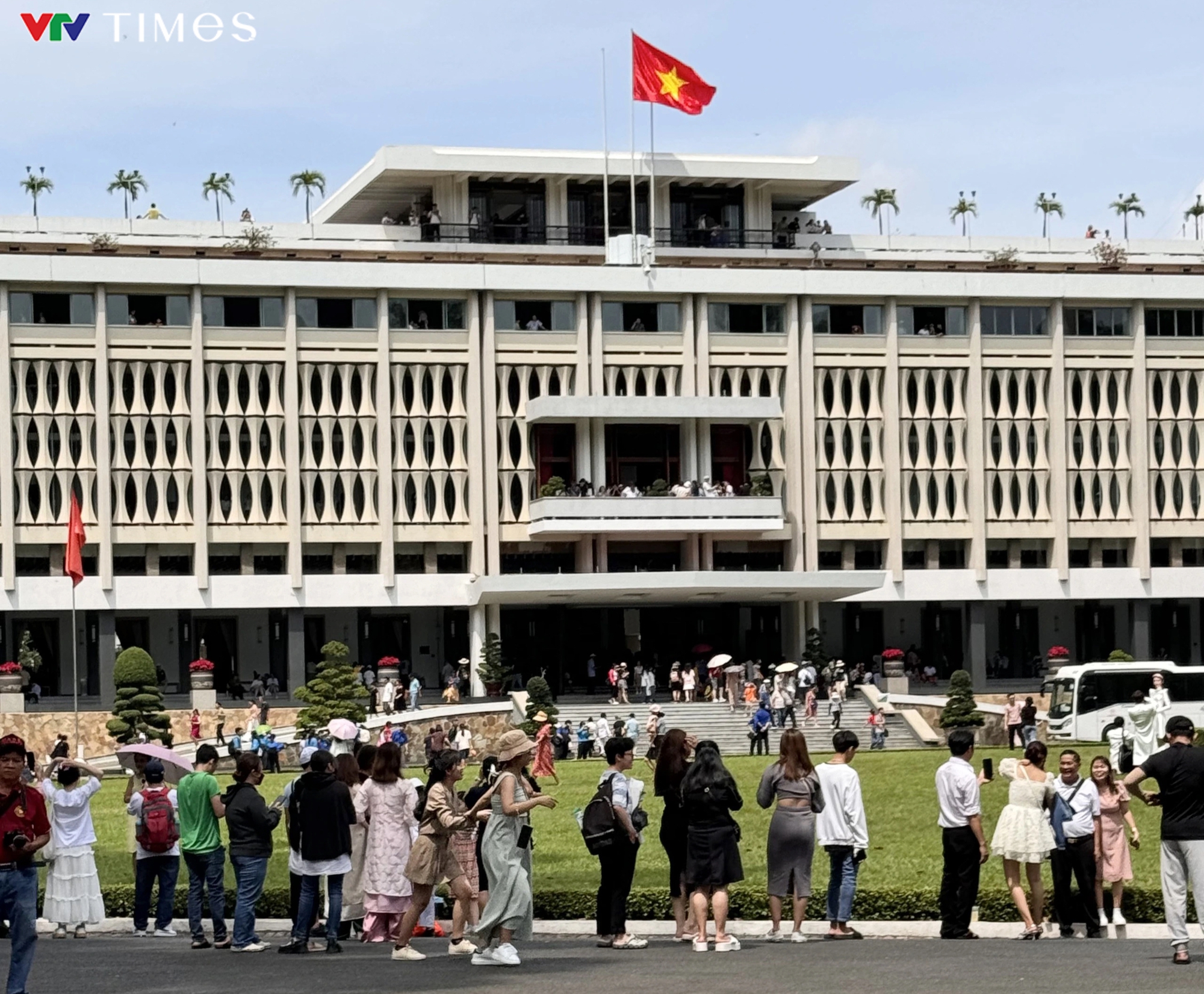 SÀI GÒN – CỦ CHI 1 NGÀY | DẤU ẤN LỊCH SỬ & ĐỊA ĐẠO HUYỀN THOẠI |