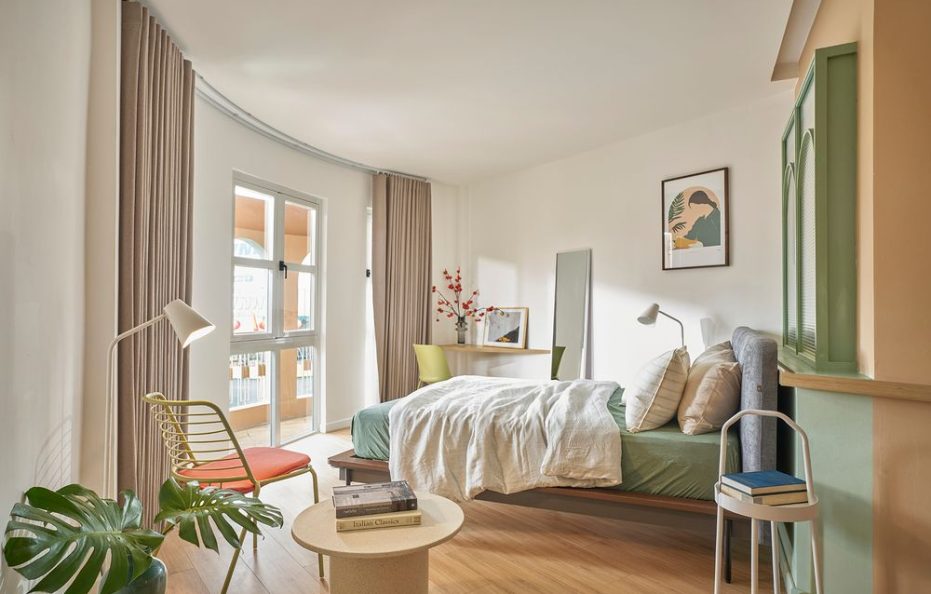 Deluxe with Balcony