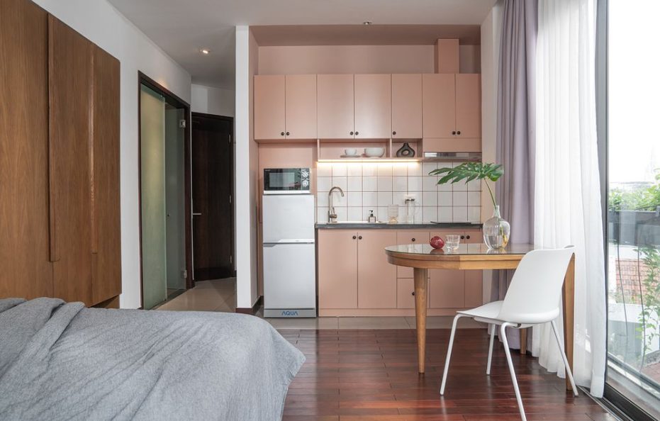 Studio with Balcony