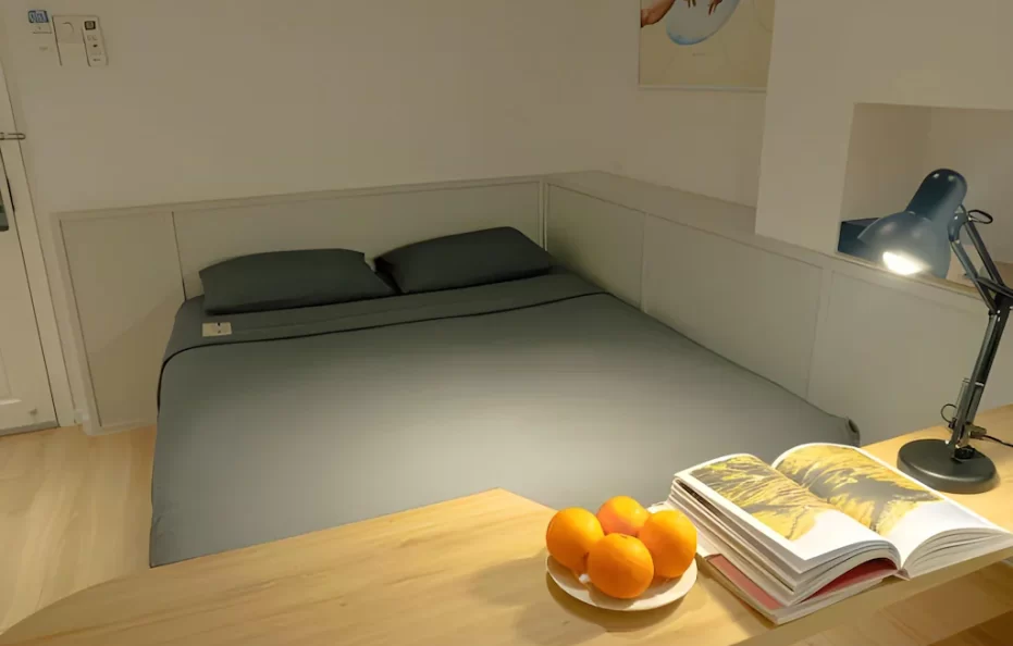 Standard Studio (No Window)