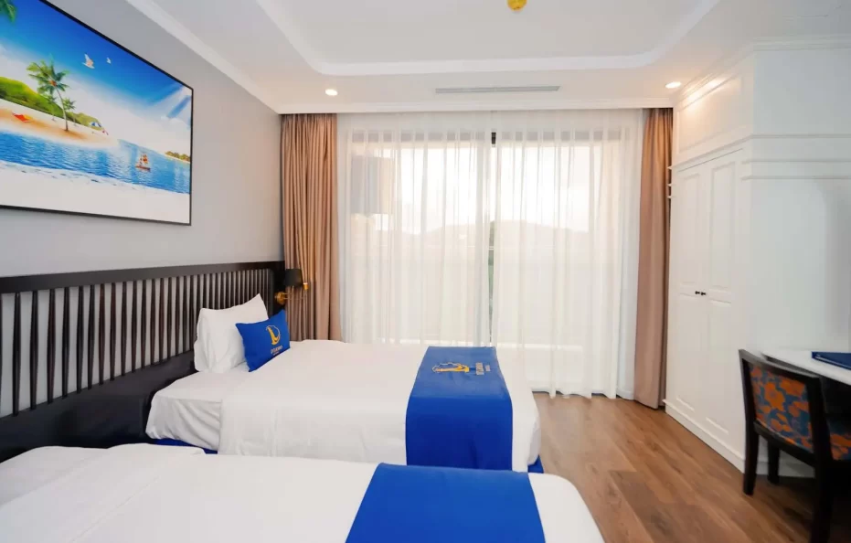 Deluxe Suite (Twin)