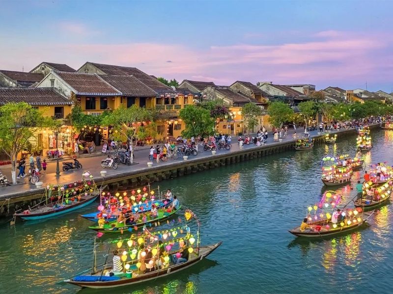 Tham quan phố cổ Hội An